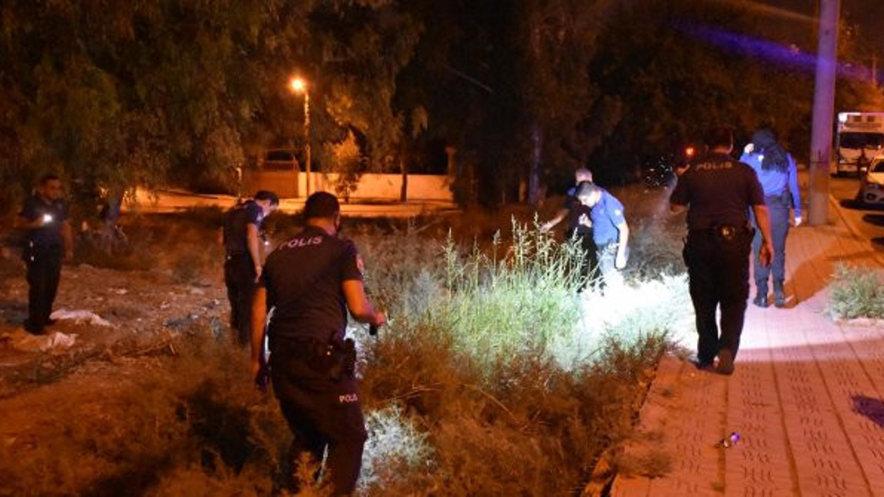 Adana sokaklarında hareketli saatler! 3 km kaçabildiler