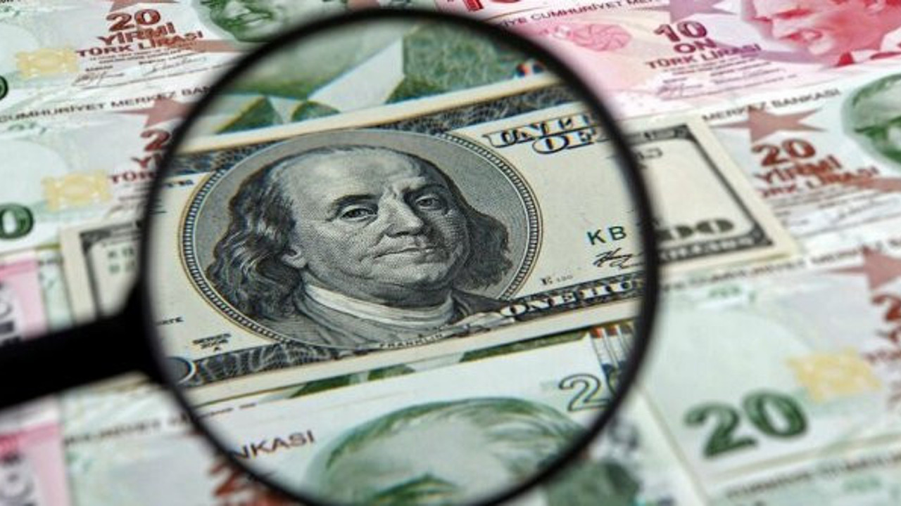Merkez Bankası'da çare olamadı! Dolar karşısında TL mum gibi eriyor