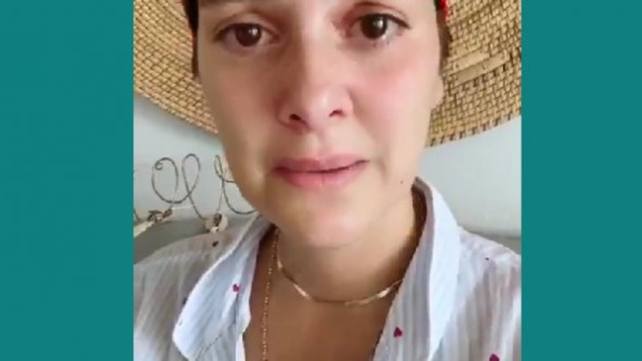 Bergüzar Korel, Fahrettin Koca'dan SMA hastaları için yardım isterken göz yaşlarını tutamadı