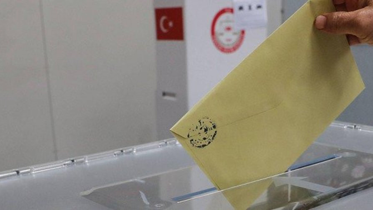 Son anket sonuçlarında AKP, CHP, MHP, İYİ Parti, HDP, Deva Partisi ve Gelecek Partisi'nde son durum