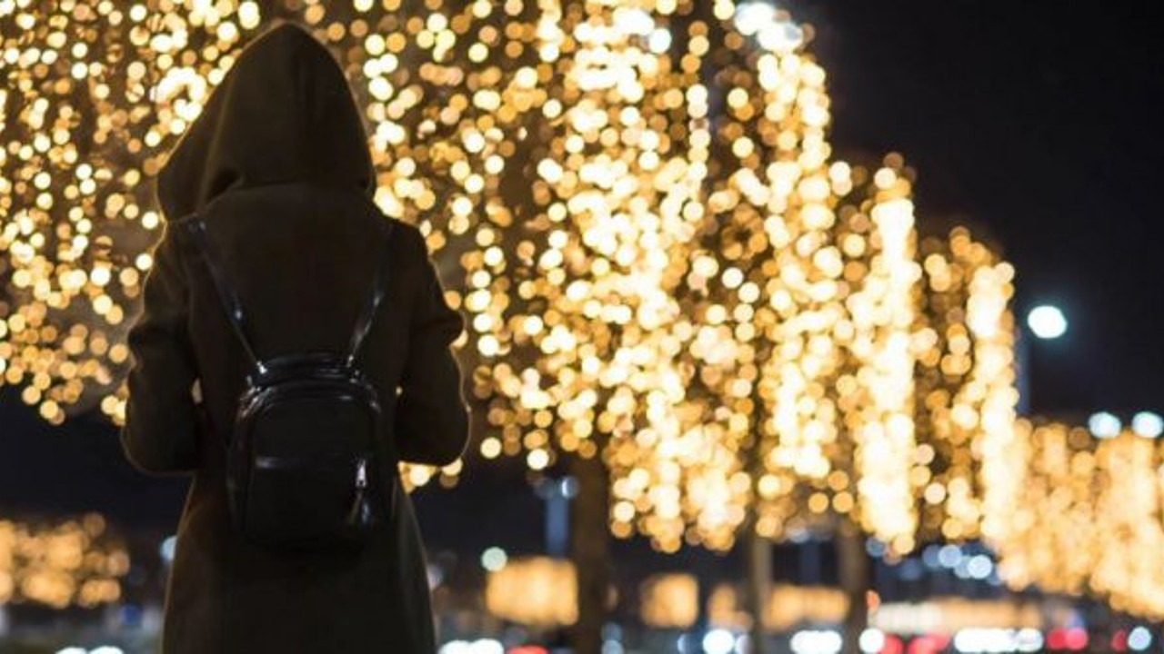 Sokak lambaları hastalık saçıyor! Altından geçerken bile bin kez düşünün