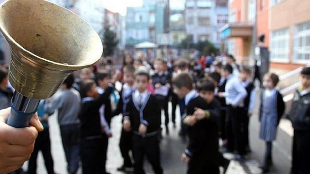 Milyonlarca öğretmen bu sorununun cevabını merak ediyor