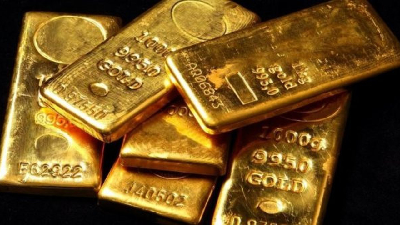 70 ton altın 1 ayda buhar mı oldu? Dünya Altın Konseyi: Türkiye altın rezervini 100 ton arttırdı Altın Madencileri Derneği: Türkiye 170 ton altın satın aldı