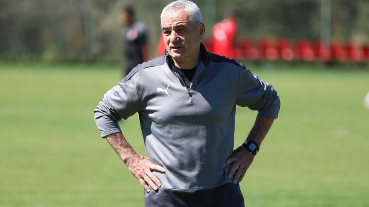 Rıza Çalımbay'dan Milli Takım eleştirisi