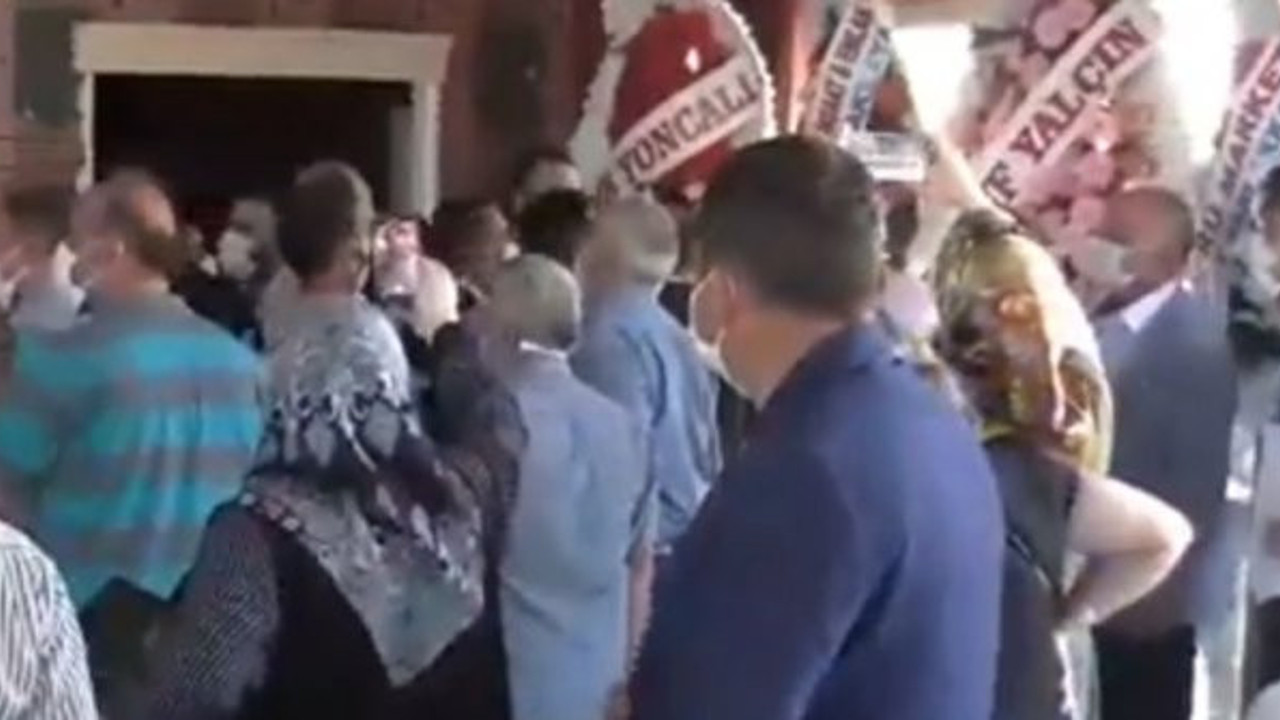 MHP ilçe kongresinde gergin anlar