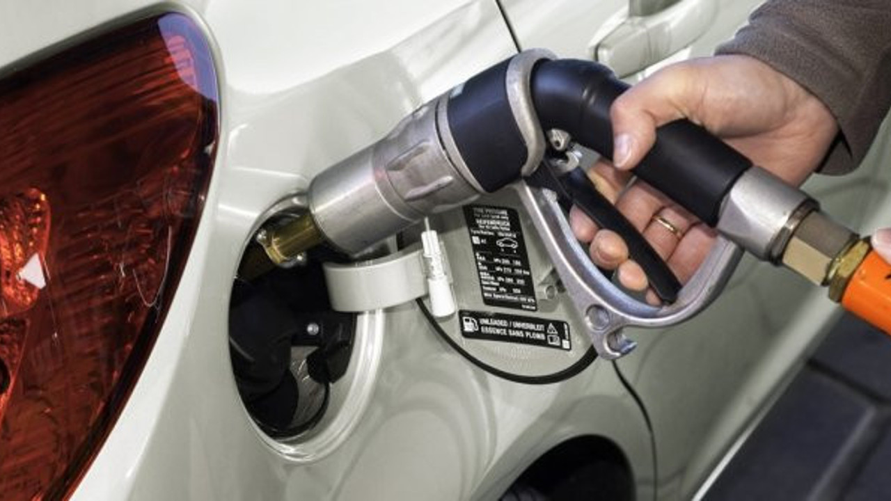 Araç sahiplerine kötü haber! LPG bu gece zamlı