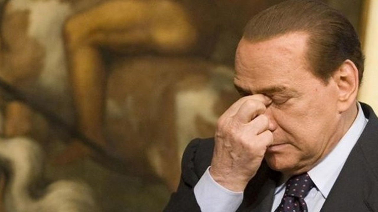 Berlusconi’nin kız arkadaşı ve çocuklarının Covid-19 testi de pozitif çıktı