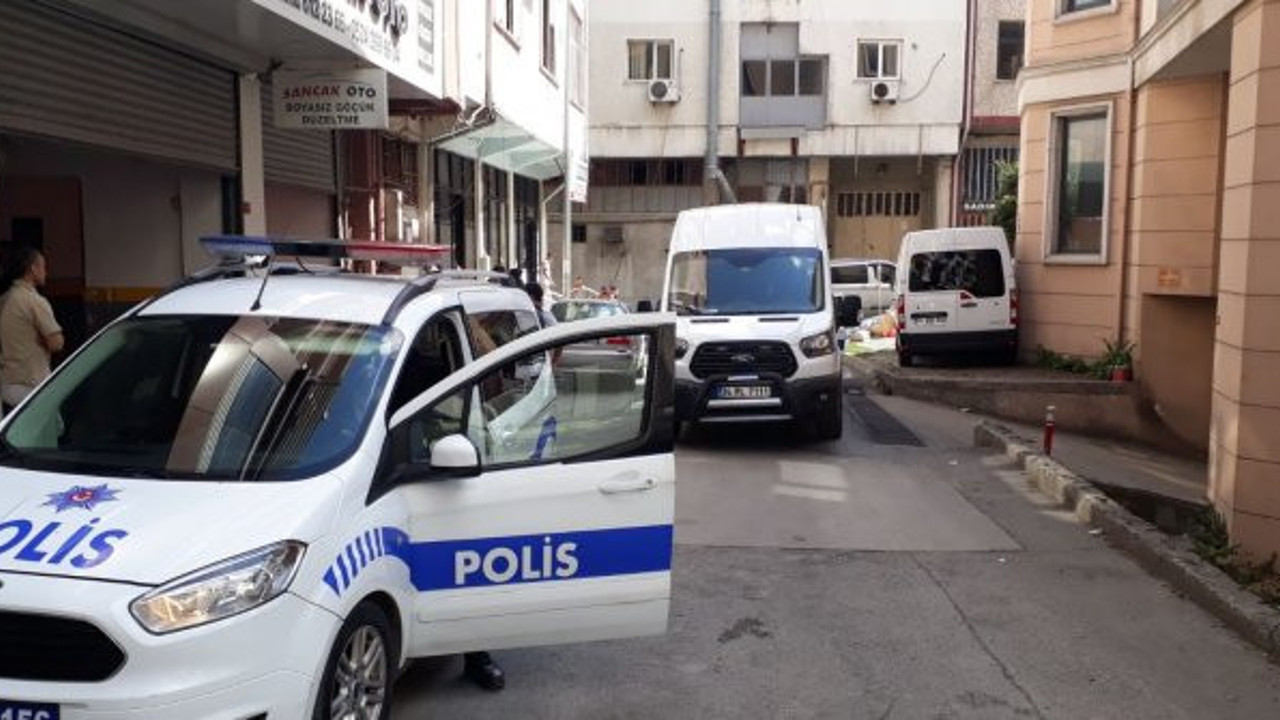 Öldürdüğü sevgilisinin kanıyla duvara mesaj yazdı! Karısını kurbanlık koyun gibi kesti! İstanbul'da vahşet!