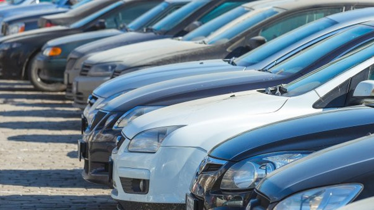Otomotivde ÖTV zamlandı, ikinci el araba fiyatları yine fırladı! Vatandaş bu haberle yıkıldı
