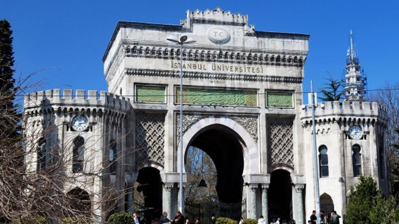 İstanbul Üniversitesi'nden uzak eğitim kararı