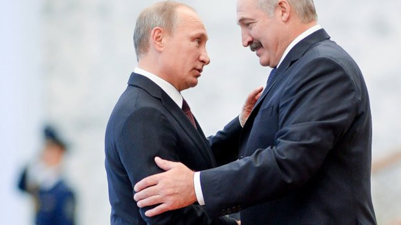 Rusya, Belarus'a 1,5 milyar dolar kredi verecek