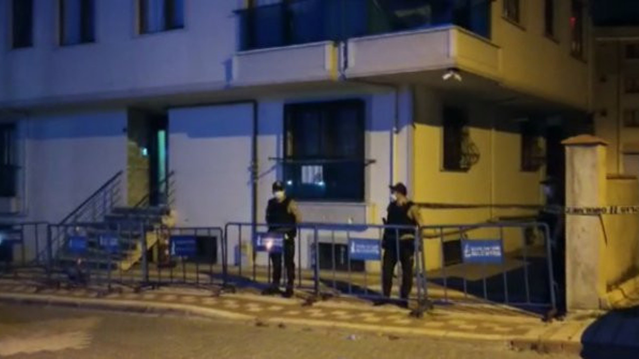 Sancaktepe'de gece yarısı 5 katlı bina tahliye edildi! Deprem sanıp sokağa fırladılar