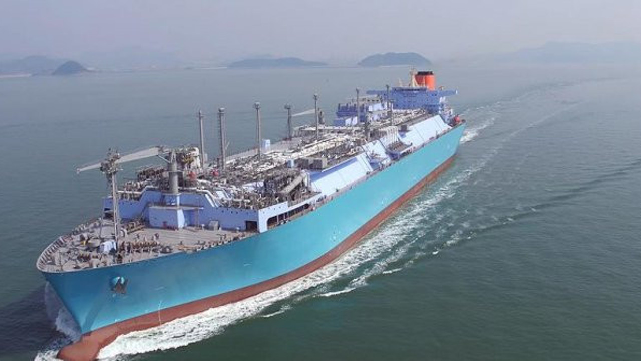 Ünlü denizci Levent Akson, Ertuğrul Gazi Yüzer Doğal Gaz Gemisi’ni yazdı ‘Müjde’ diye açıklandı ne bayrağı Türk bayrağı ne de bir tek personeli Türk