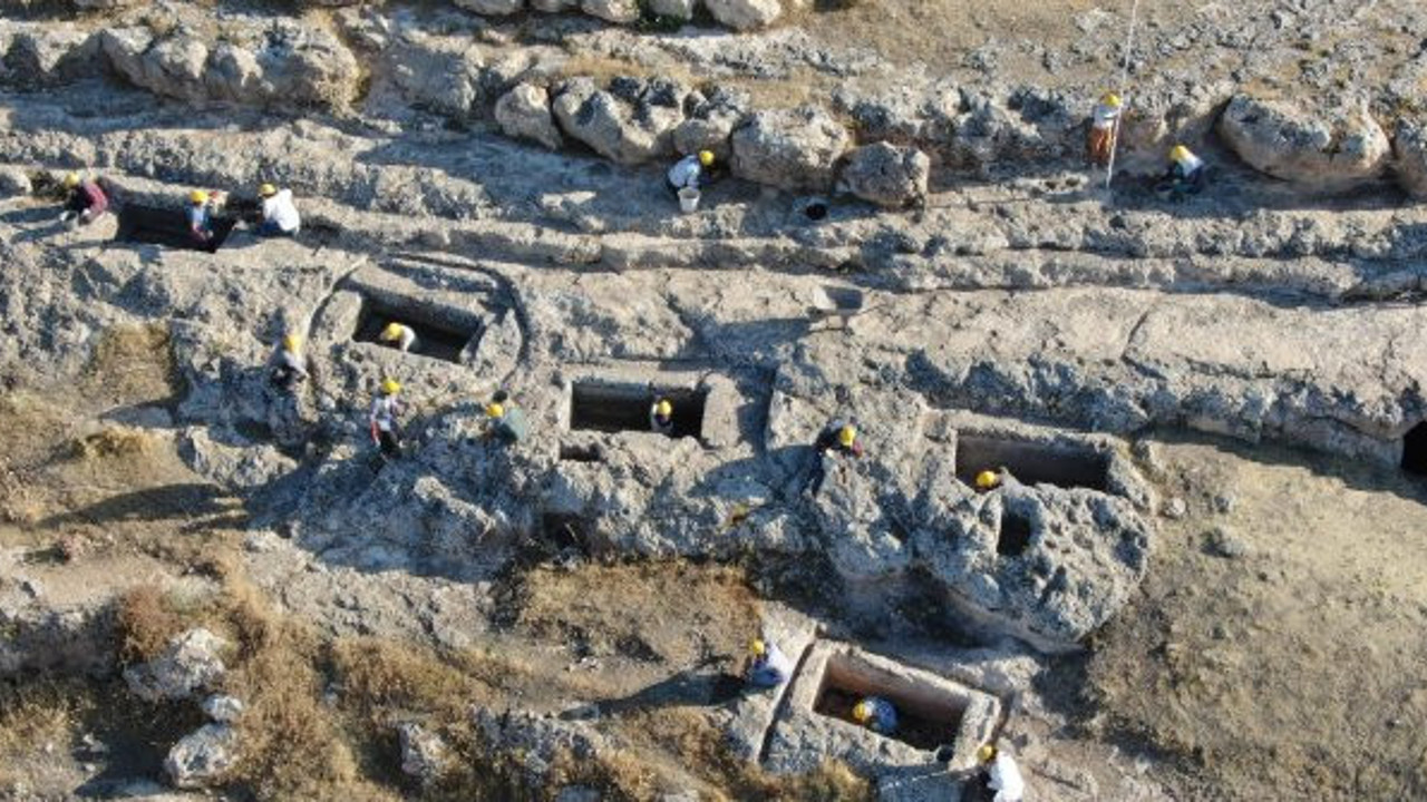 Ölüler Şehri bulundu! Her yere yayılmışlardı