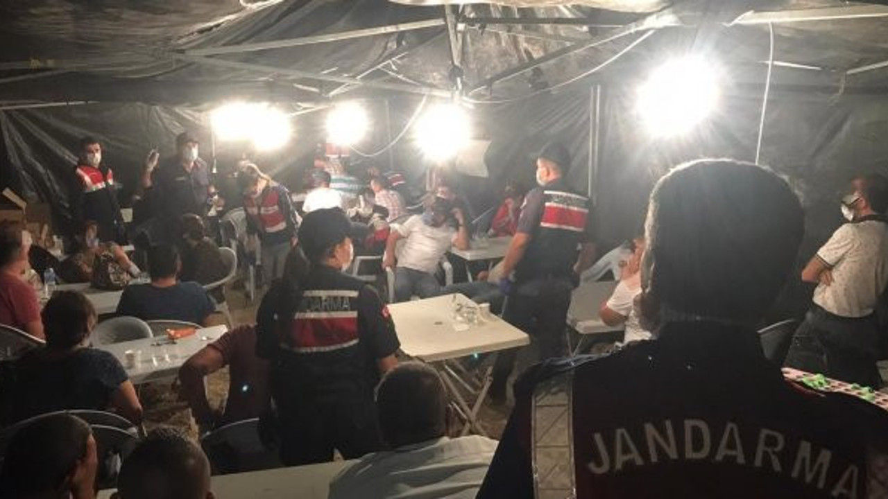 Kumarbazların parası cezayı ödemeye yetmedi! Tombalayı jandarma yaptı