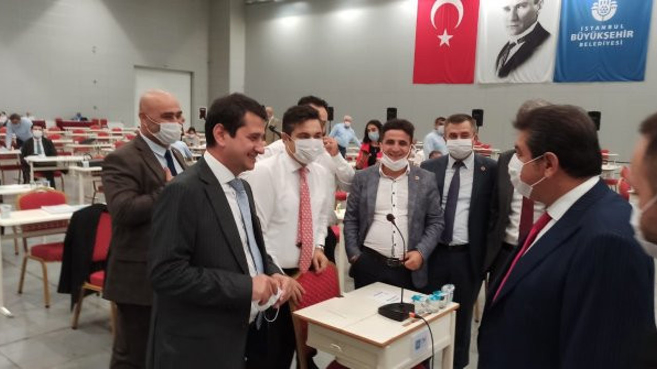 AKP'li Tevfik Göksu, "İnternetçi arkadaş" dediği Taylan Yıldız'dan özür diledi