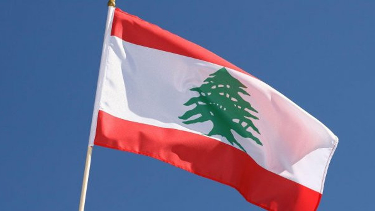 Lübnan'da yasa dışı silah protestosu