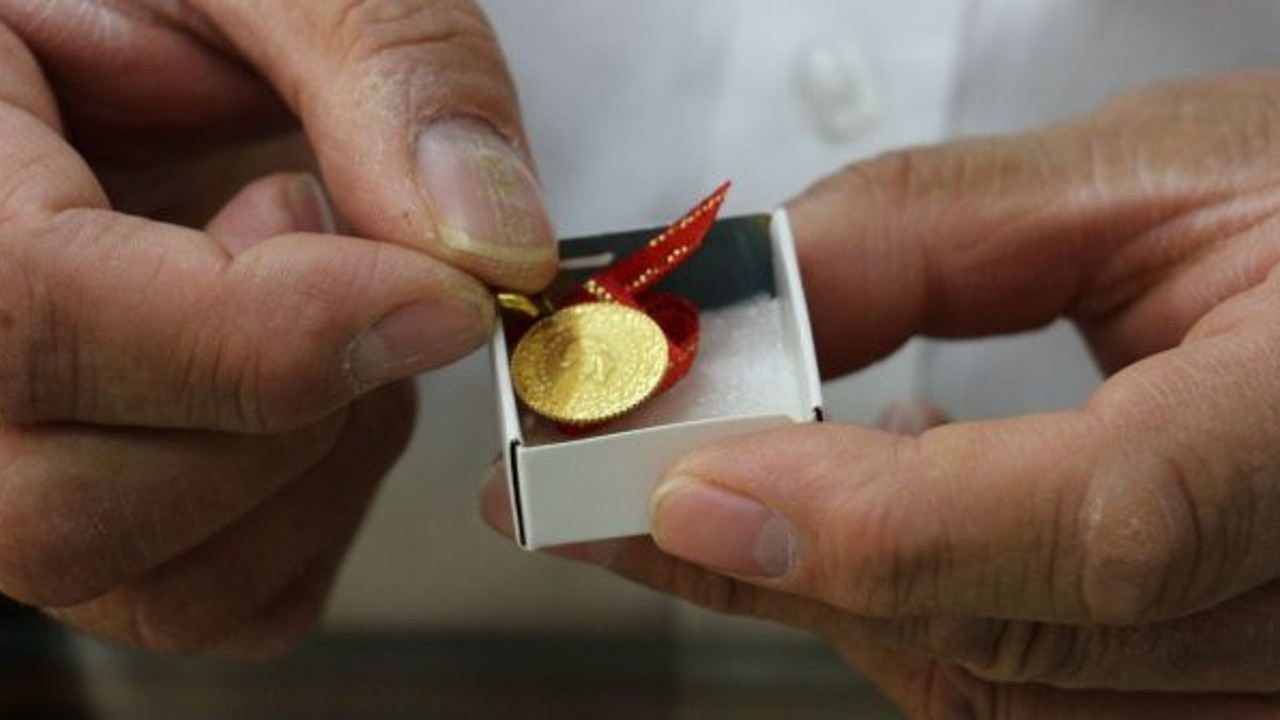 Altın fiyatları tavan yapınca, talepler patladı: Herkes ona koşuyor