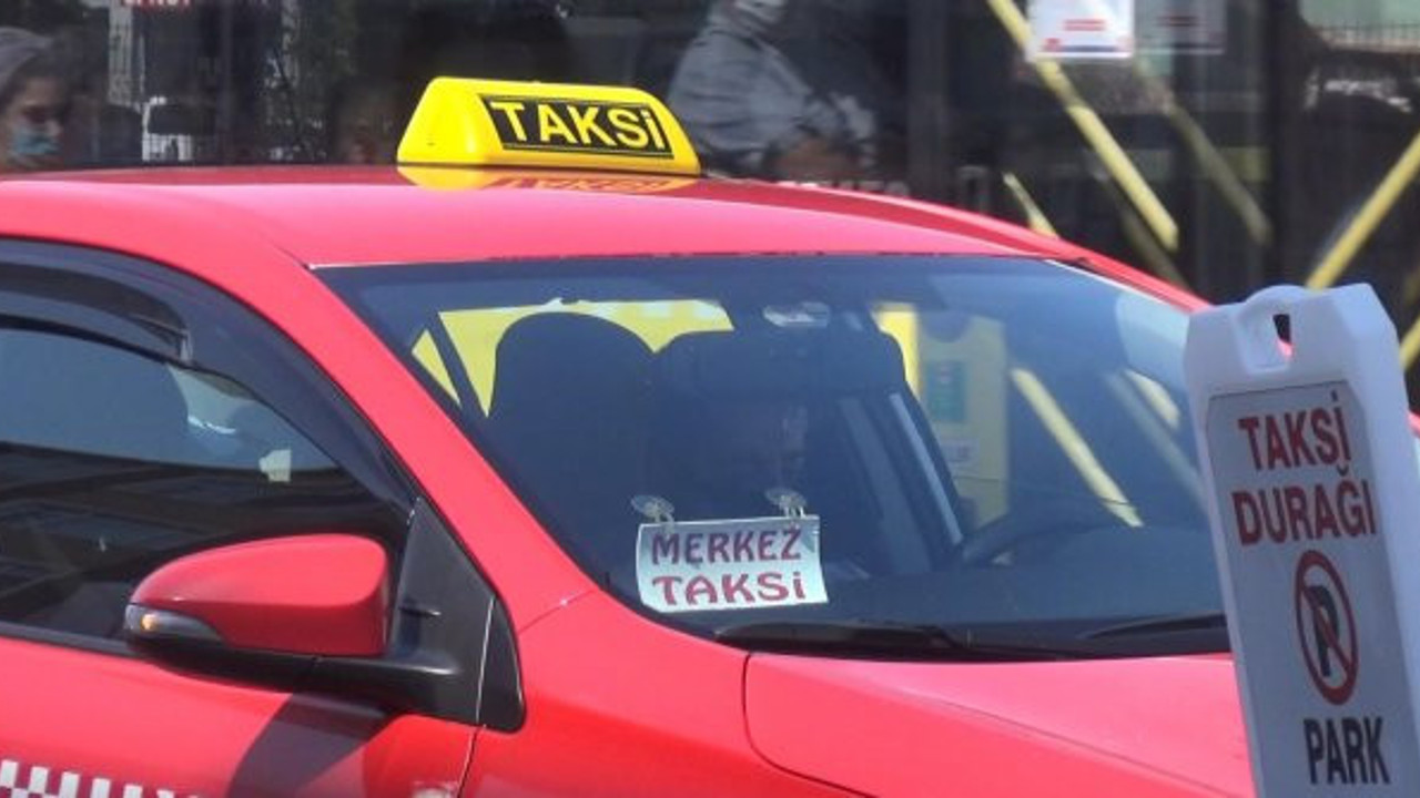 İstanbul'da taksicilerin 'bordo' tartışması