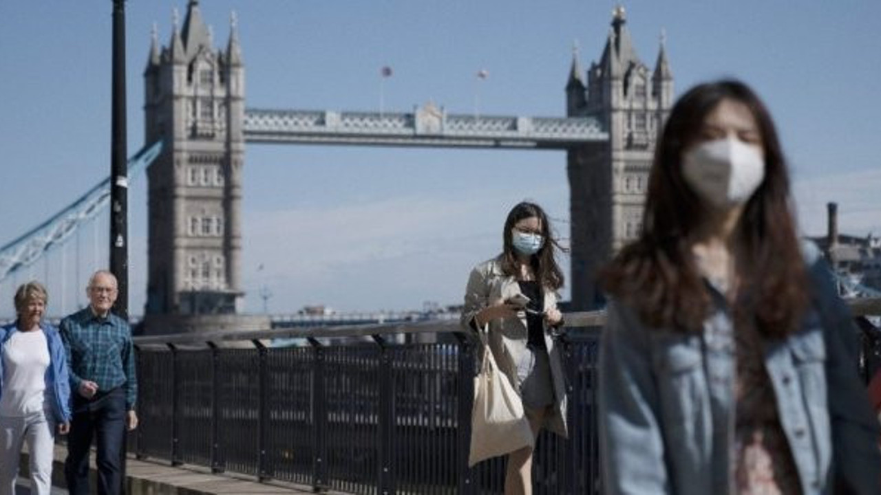 İngiltere'de korona virüs hasta sayısı düşmüyor