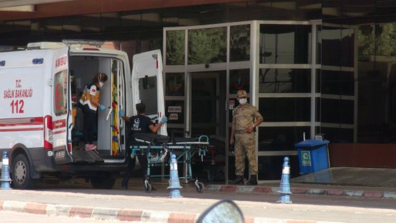 Kilis'te askeri araç devrildi