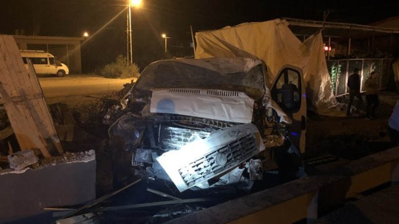 Iğdır'da yardıma giden filyasyon ekibi kaza yaptı