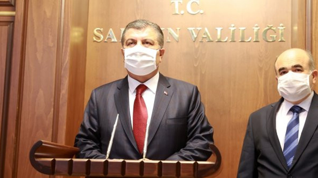 Flaş... Fahrettin Koca'dan yoğun bakım itirafı