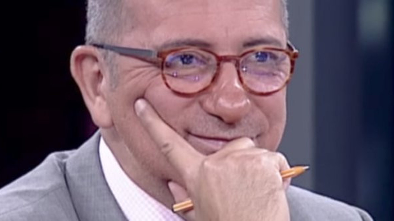 Fatih Altaylı’dan o partinin genel başkanına: "Beyazıt Öztürk'ün yokluğunda talk şovcuları aratmıyor"