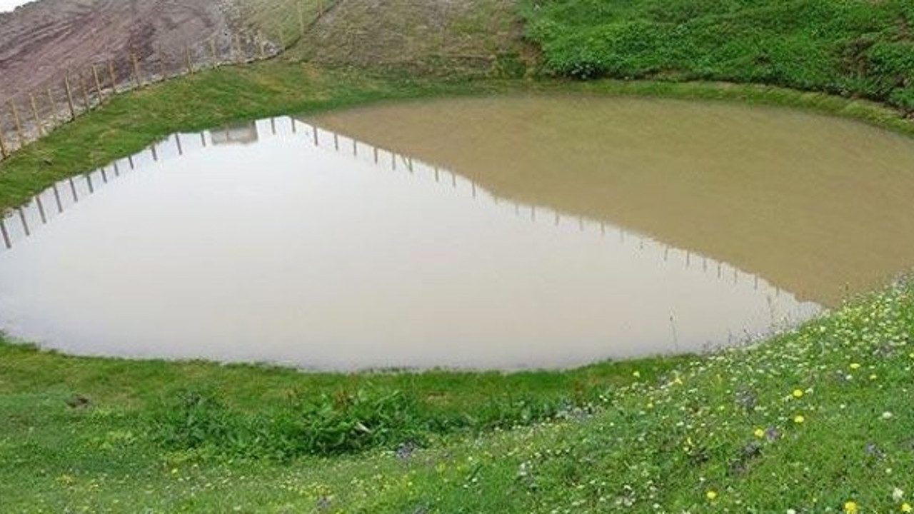 Bir de "Dipsiz Göl eski haline döndü" dediler