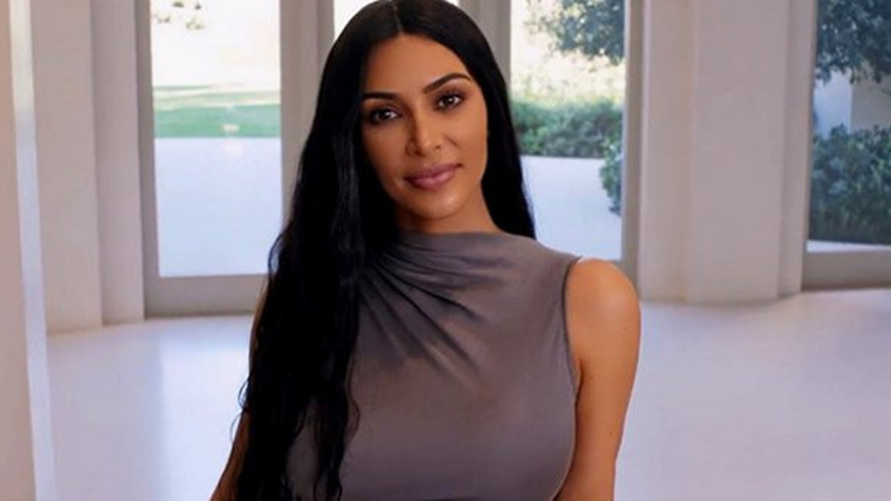 Ermeni asıllı Kim Kardashian Ermenistan’ı desteklerken, milyonlar kazanan Türk sanatçılardan neden Azerbaycan’a destek vermiyor