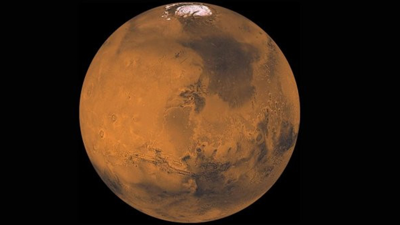 Bilim insanları yeni keşfi açıkladı. Mars yüzeyinin altında ne var
