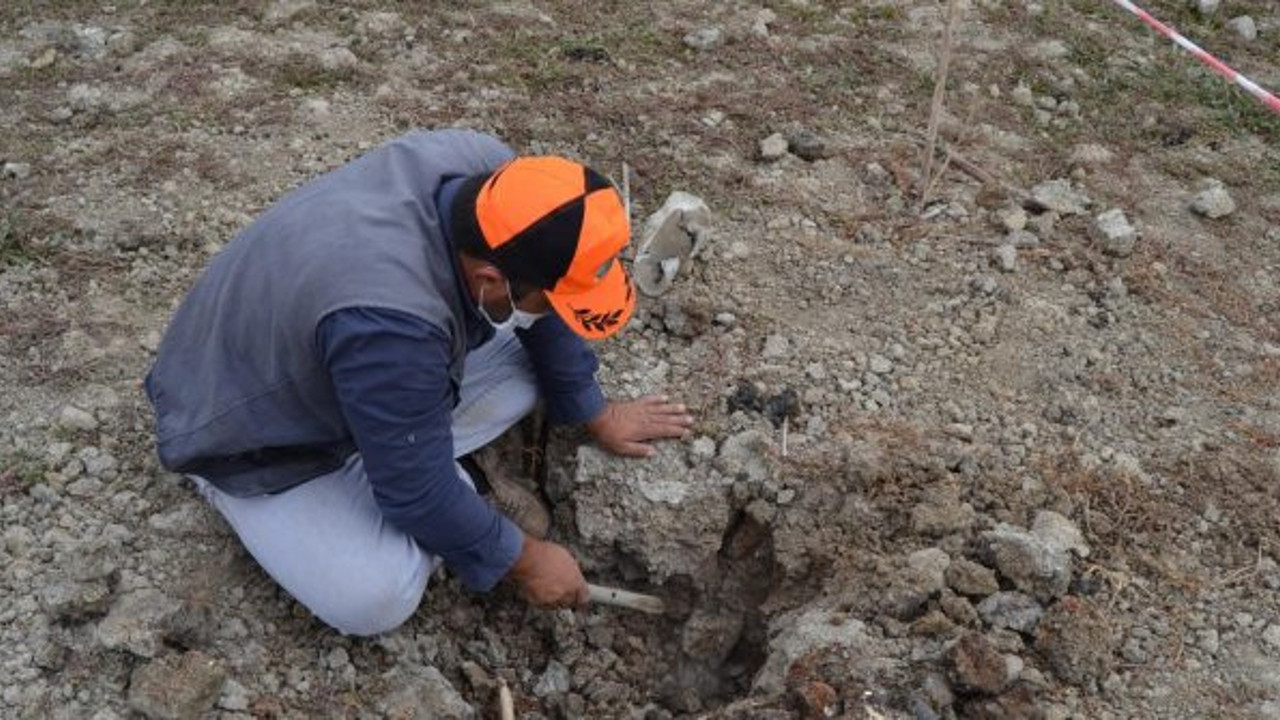 Toprak altından gelen sesler ürküttü, köylü sabaha kadar uyuyamıyor, jandarma çember içine aldı