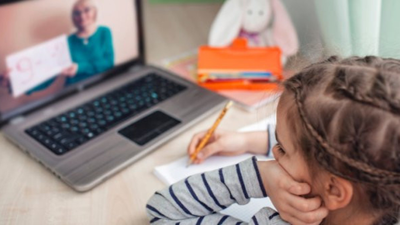 Eğitim online ücret yüz yüze. Özel okul velileri isyan etti