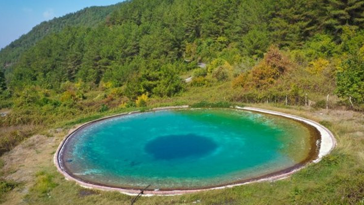 Dağların arasında bir nazar boncuğu! Amanoslar yangın göleti
