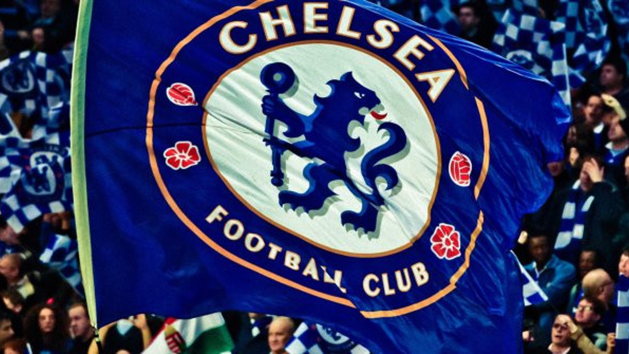 Chelsea şampiyonluk için kesenin ağzını açtı