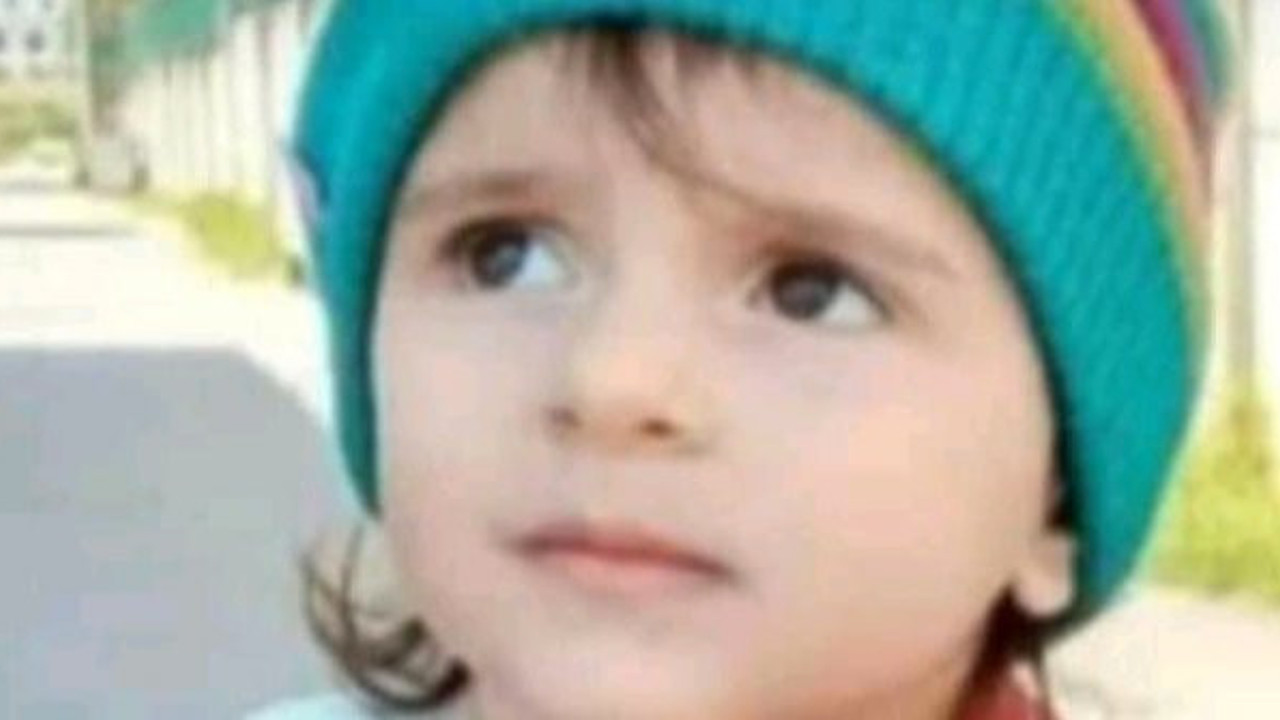 Perde ipi boynuna dolanan 2 yaşındaki Esmanur hayatını kaybetti