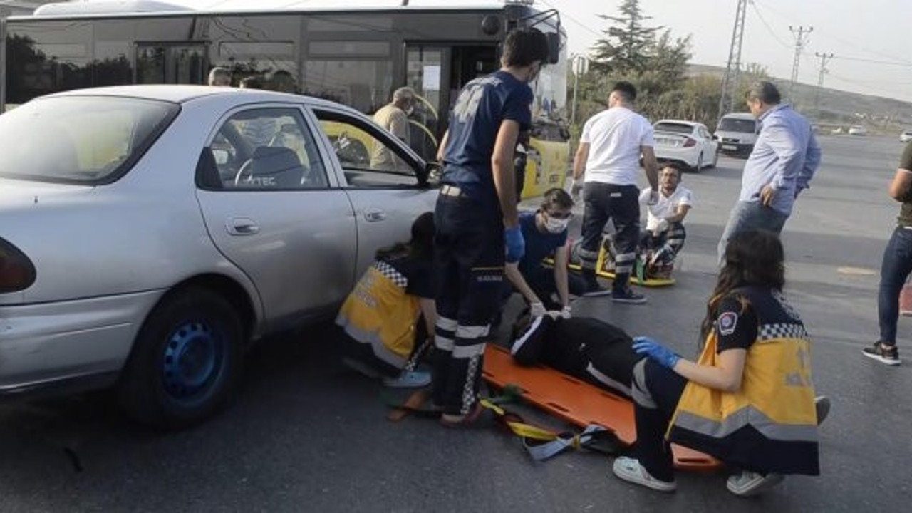 Arnavutköy'de aynı yerde peş peşe kazalar mahalleliyi ayaklandırdı! Yine kaza, 2 yaralı
