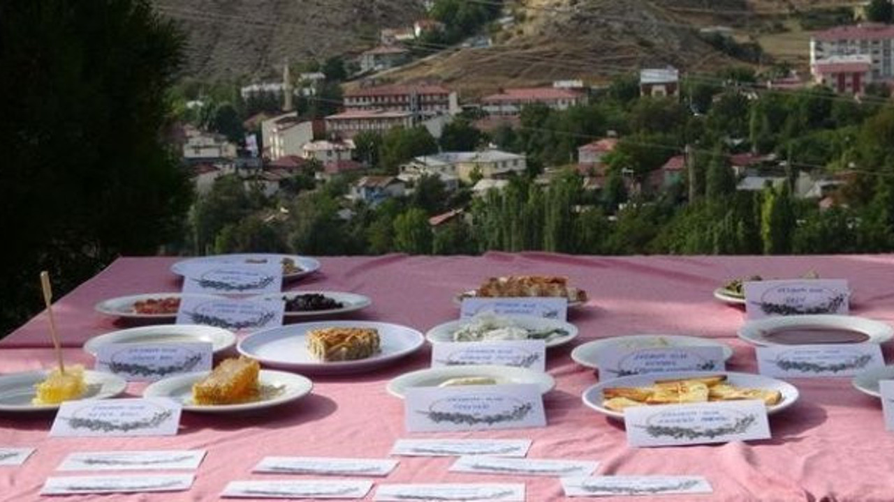 Bu kahvaltı çok farklı! Olur kahvaltısı, Van kahvaltısına rakip oldu