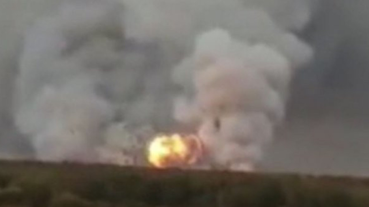 Askeri mühimmat deposunda patlama