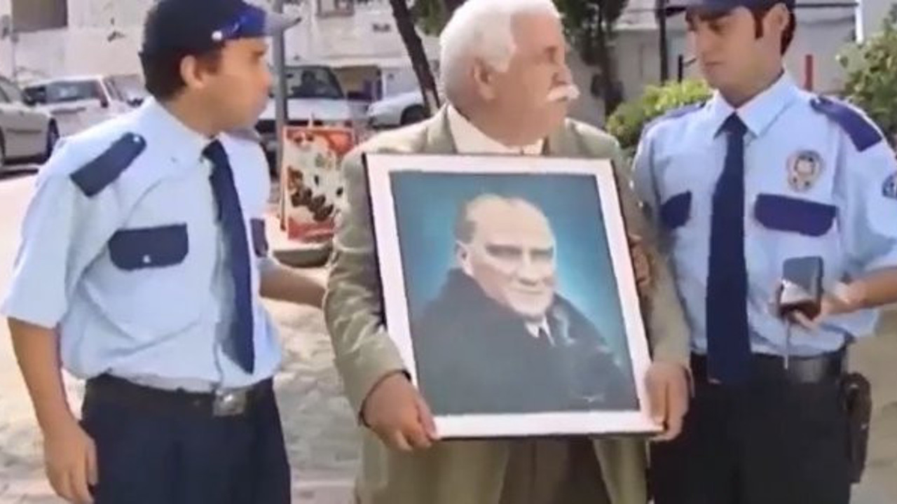 FETÖ’nün en güçlü döneminde bile FETÖ’ye kafa tutan adamdı, İşte Levent Kırca'nın o unutulmaz Atatürk skeci!