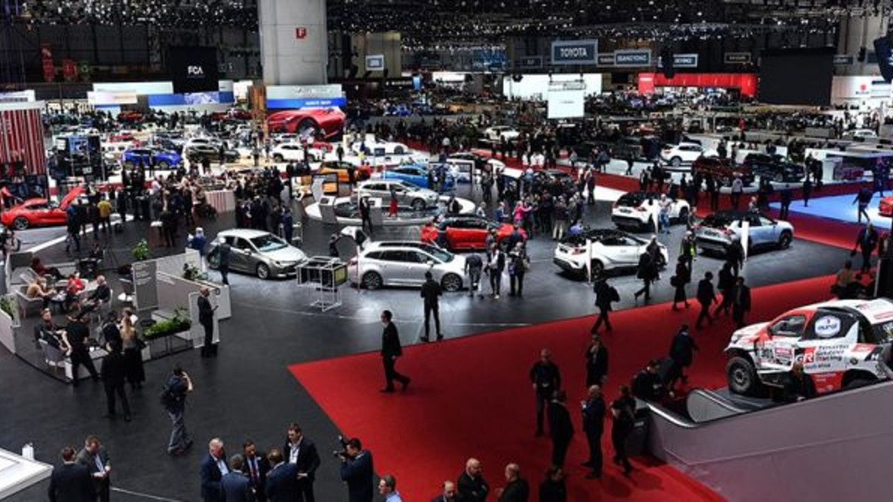 Brüksel Otomobil Fuarı korona virüs nedeniyle iptal edildi