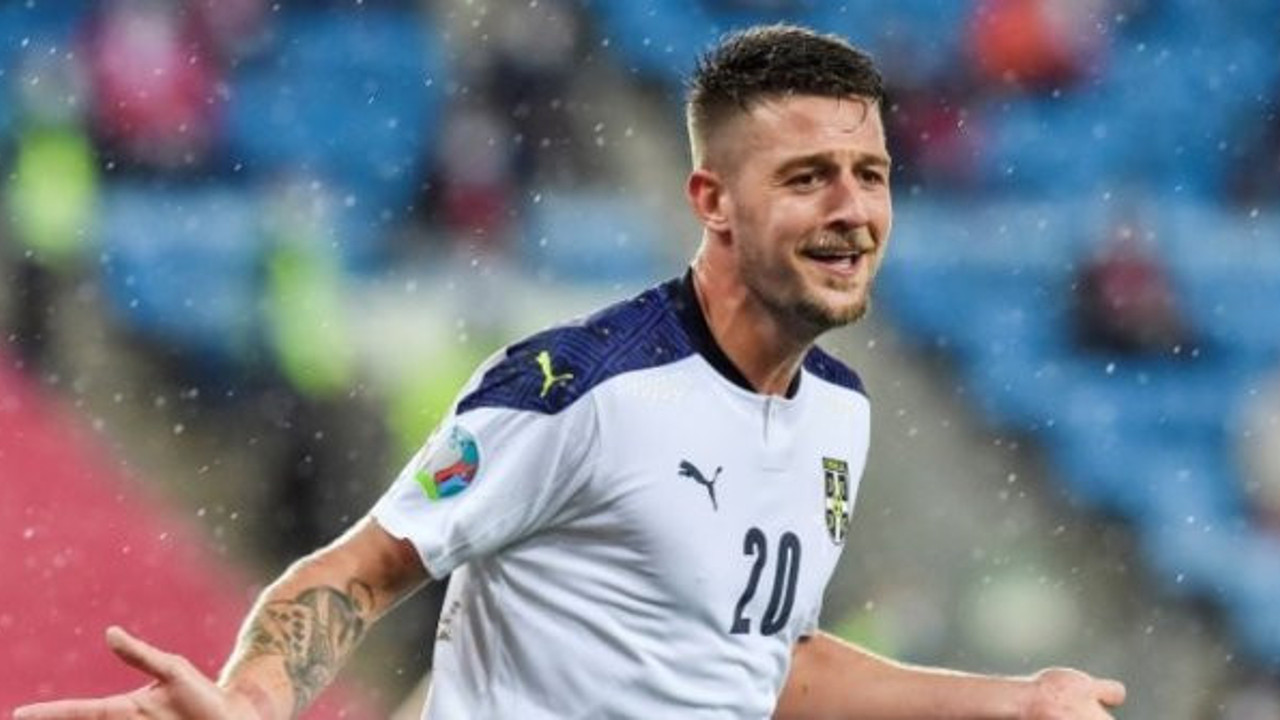 Sergej Milinkovic-Savic kimdir. Kaç yaşında hangi takımda oynuyor?
