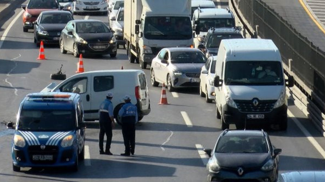 İstanbul trafiğini kilitleyen kaza (15 Ekim 2020)