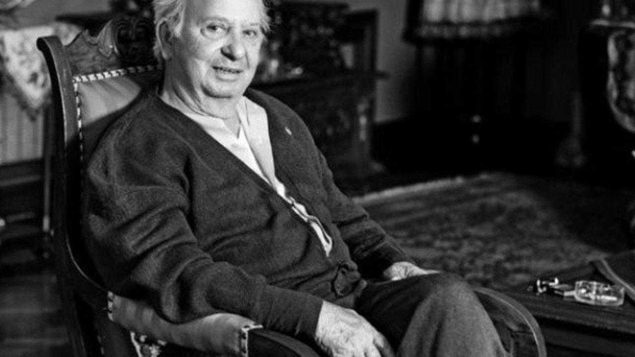 Seyfi Dursunoğlu (Huysuz Virjin) kimdir? Seyfi Dursunoğlu hakkında