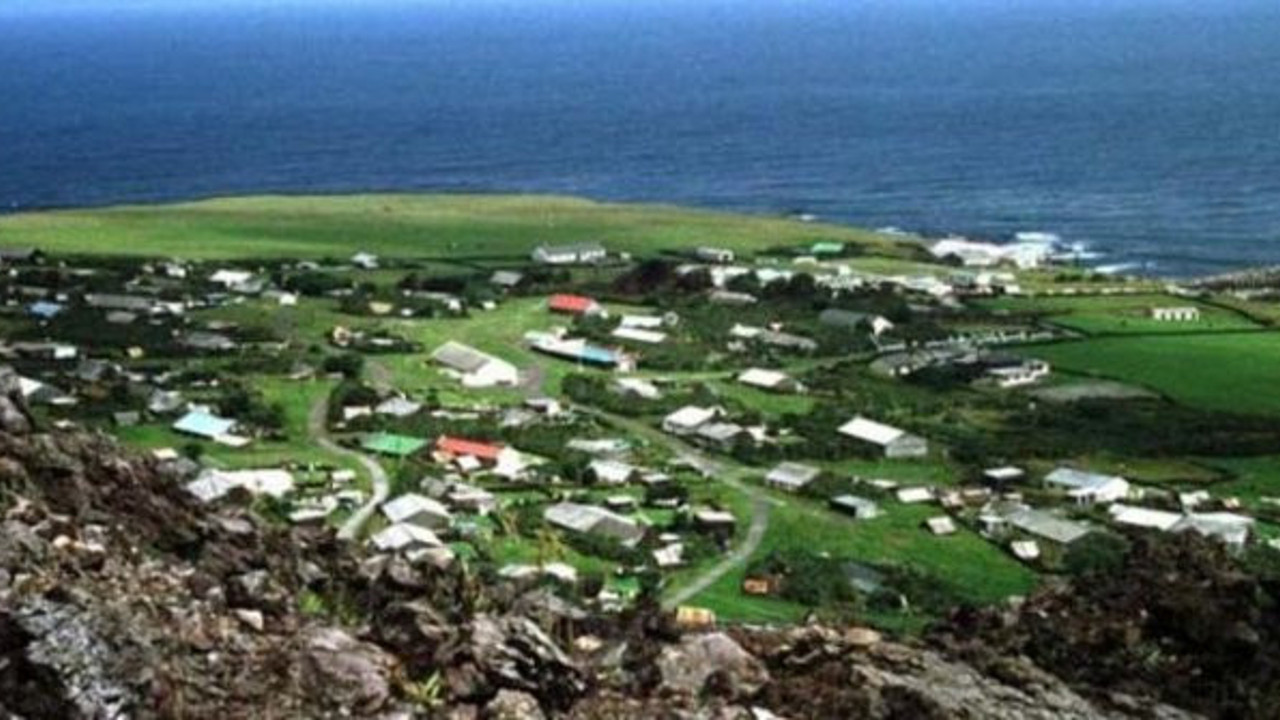 Burada yaşayanların parayla işi olmaz. Dünyada paranın geçmediği tek yer