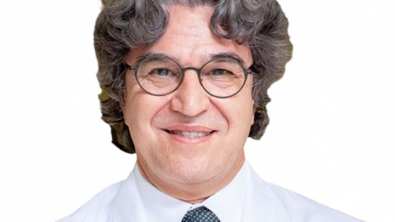 Türkiye'de menopoza girme yaşı şok etti. Prof. Dr. Erkut Attar açıkladı