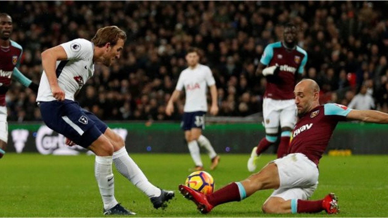 Nefes kesen maçta Tottenham galibiyeti son anda kaçırdı