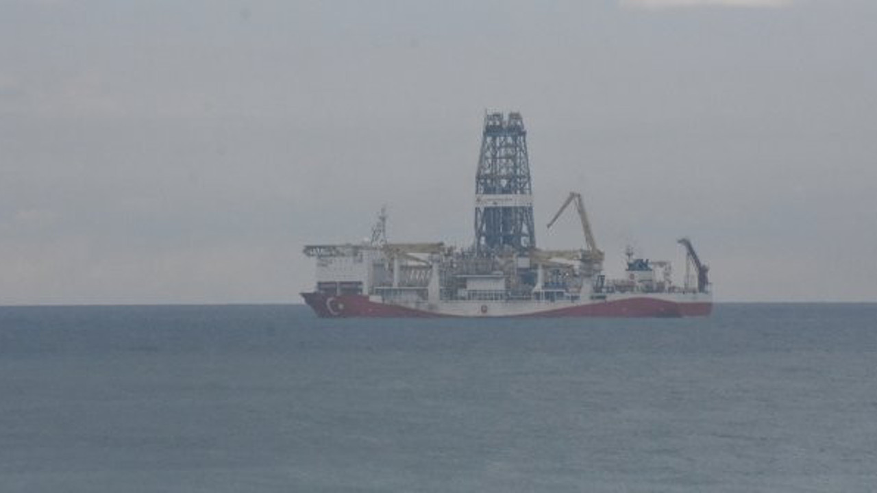 Fatih Sondaj Gemisi bakım için Zonguldak açıklarında