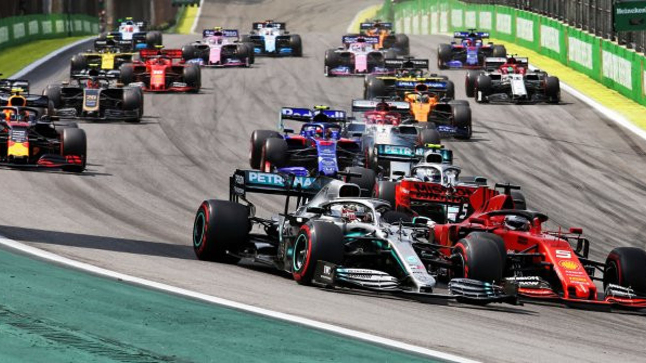 Formula 1 pilotu Lance Stroll korona virüse yakalandığını duyurdu