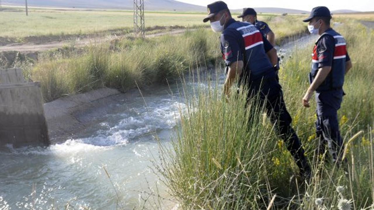 Sulama kanalına düşen 2 yaşındaki çocuk hayatını kaybetti
